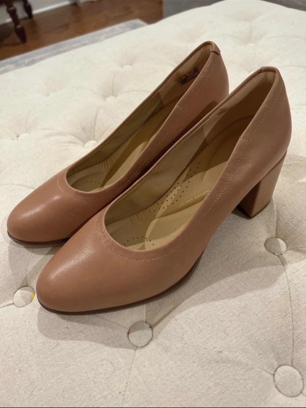Clark’s Leather Nude Block Heel - NWT